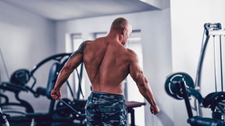 Doping im Kraftsport: So heitzen junge Männer das illegale Geschäft mit Trenbolon an - manager ...