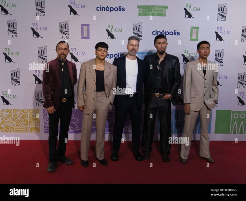 From left, actor Osvaldo Sanchez, actor Victor Miguel Prieto Simental ...