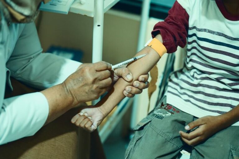 injektion, impfung, geduldig, gesundheitswesen, krank, krankenhaus, medizinische versorgung