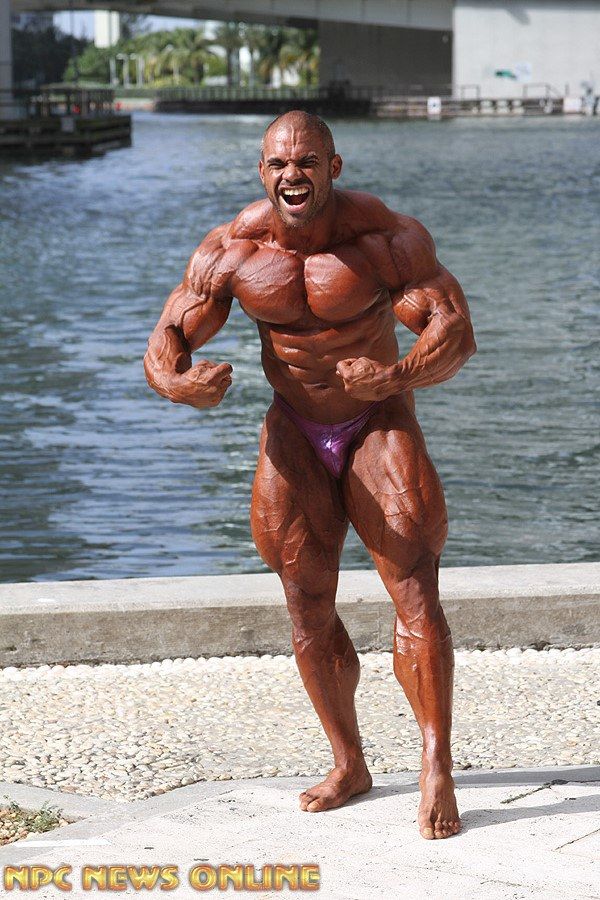 Pin by Martin ODonovan on being a bodybuilder | Buddha statue, Statue ...
